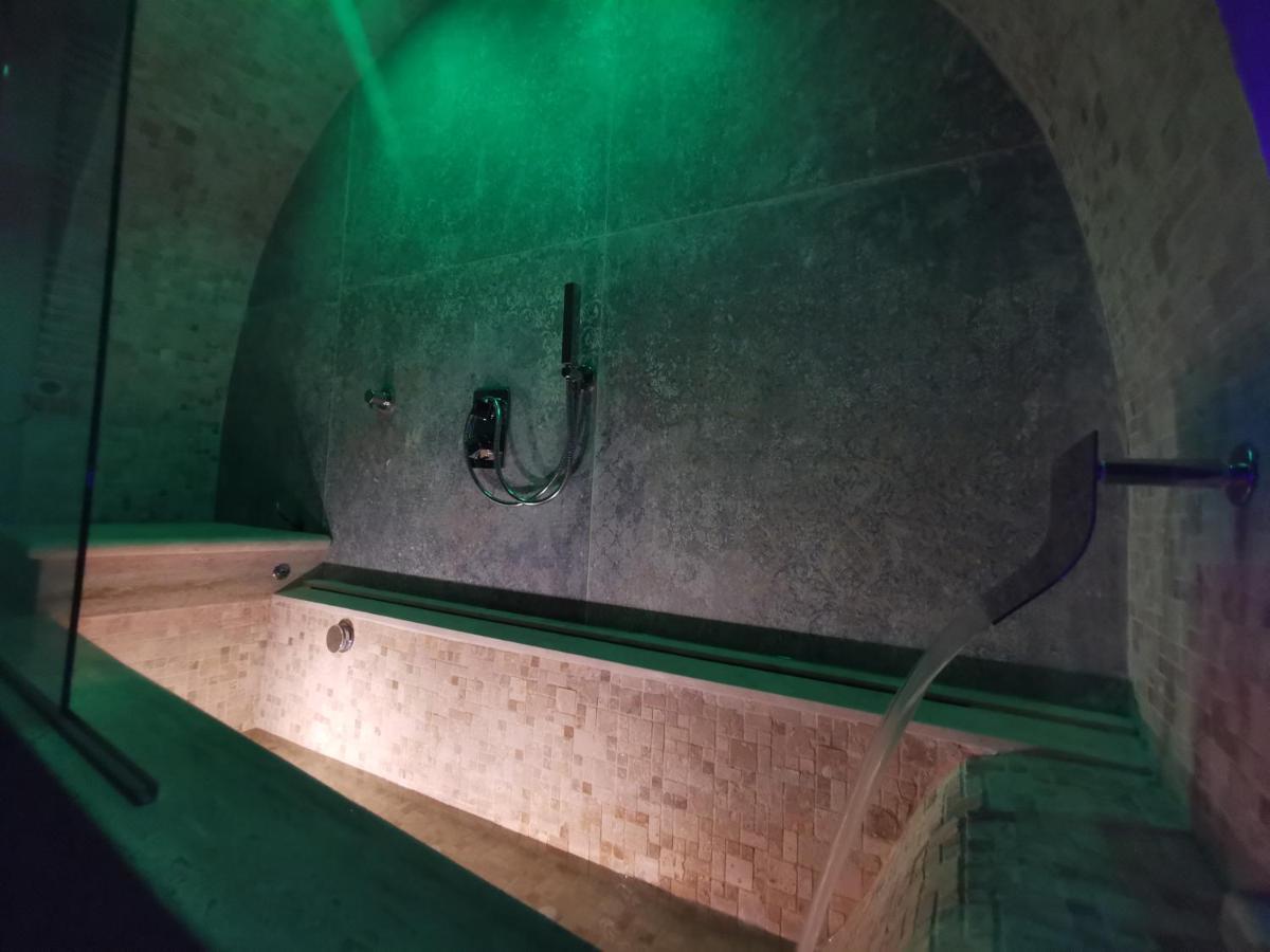 Dioniso Bed & Wellness Bed and Breakfast Taranto Eksteriør billede